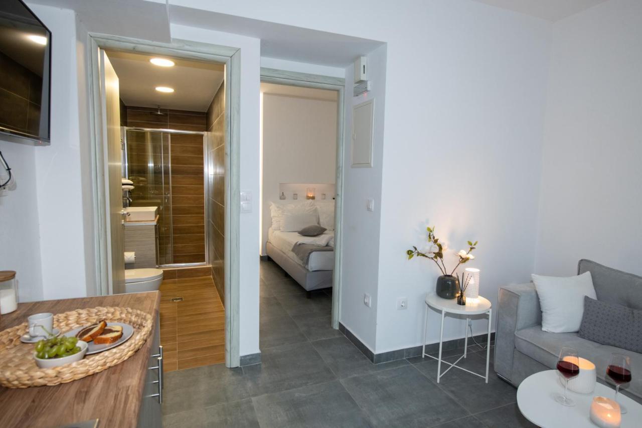 Sofia'S Apartment Kamári Zewnętrze zdjęcie