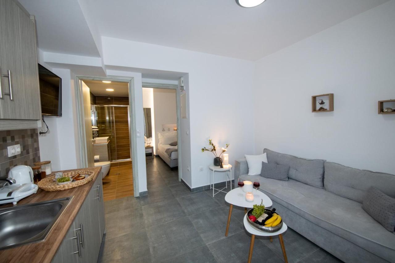 Sofia'S Apartment Kamári Zewnętrze zdjęcie